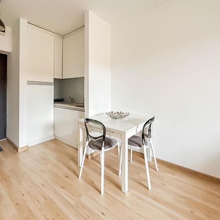 Garden Apartment - Herastrau Park 3Min Walk Bukarest Kültér fotó